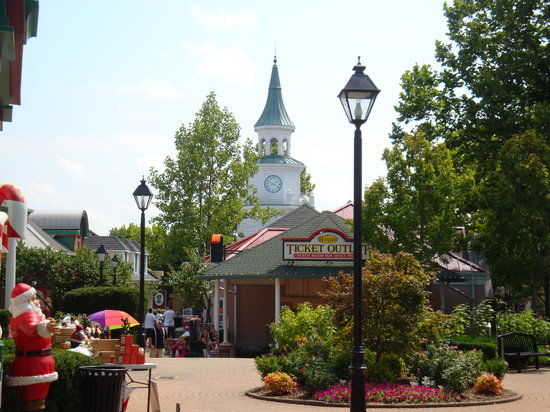 Grand Village Shops