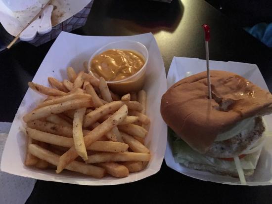 Lloyd & Harry's