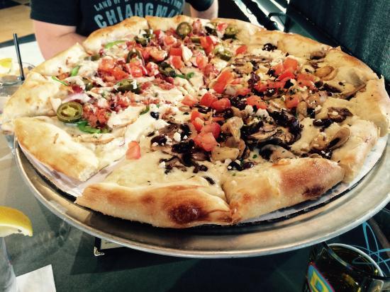 Dewey's Pizza