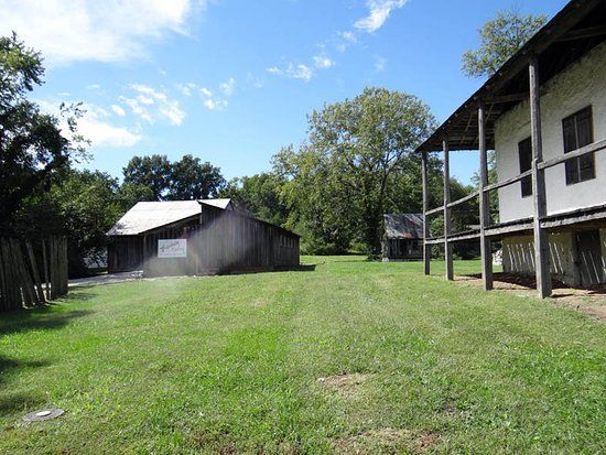 Bequette-Ribault House